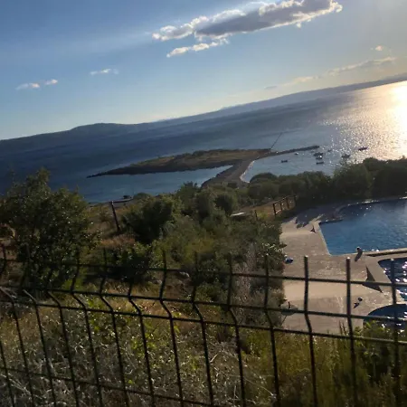 House For 2 - 7 Persons With 3 Bedrooms Klenovica