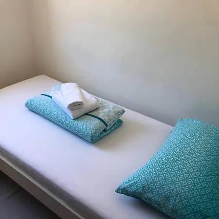 House For 2 - 7 Persons With 3 Bedrooms Apartment Klenovica