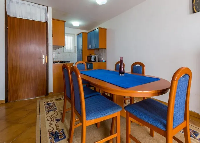 House For 2 - 7 Persons With 3 Bedrooms