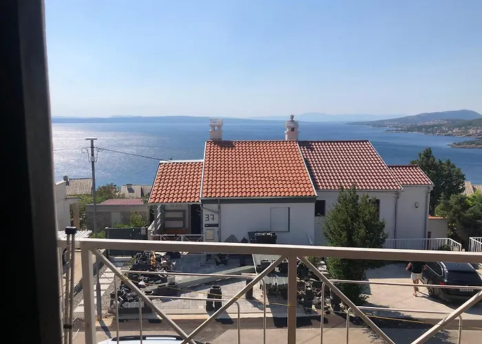 House For 2 - 7 Persons With 3 Bedrooms Apartman *