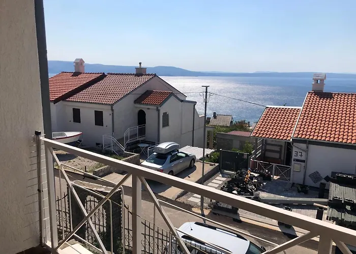 Apartman House For 2 - 7 Persons With 3 Bedrooms
