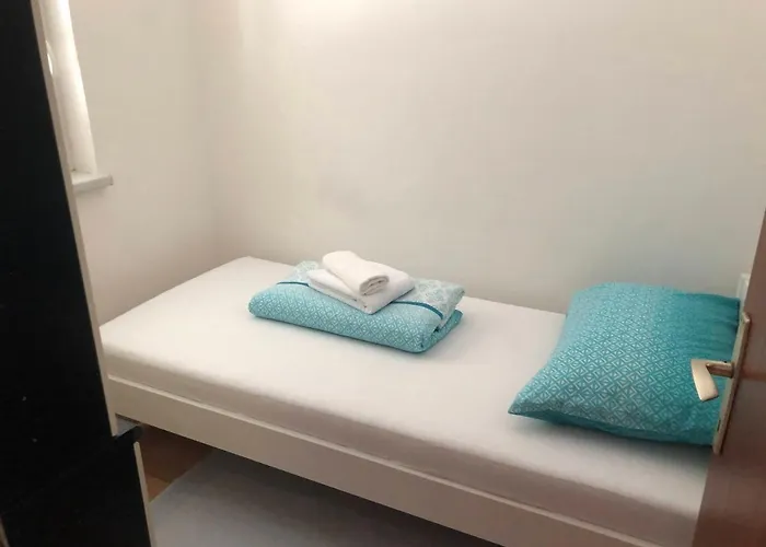 Apartmán House For 2 - 7 Persons With 3 Bedrooms Klenovica